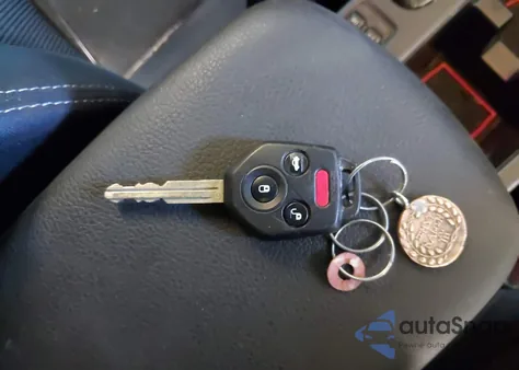 2014 Subaru Xv Crosstrek 2.0I Premium z USA, uszkodzony, nr VIN JF2GPAVC1E8288981